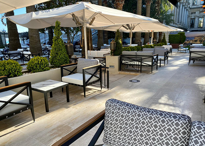 CIRAGAN KEMPINSKI Featured - afmetingen bar
